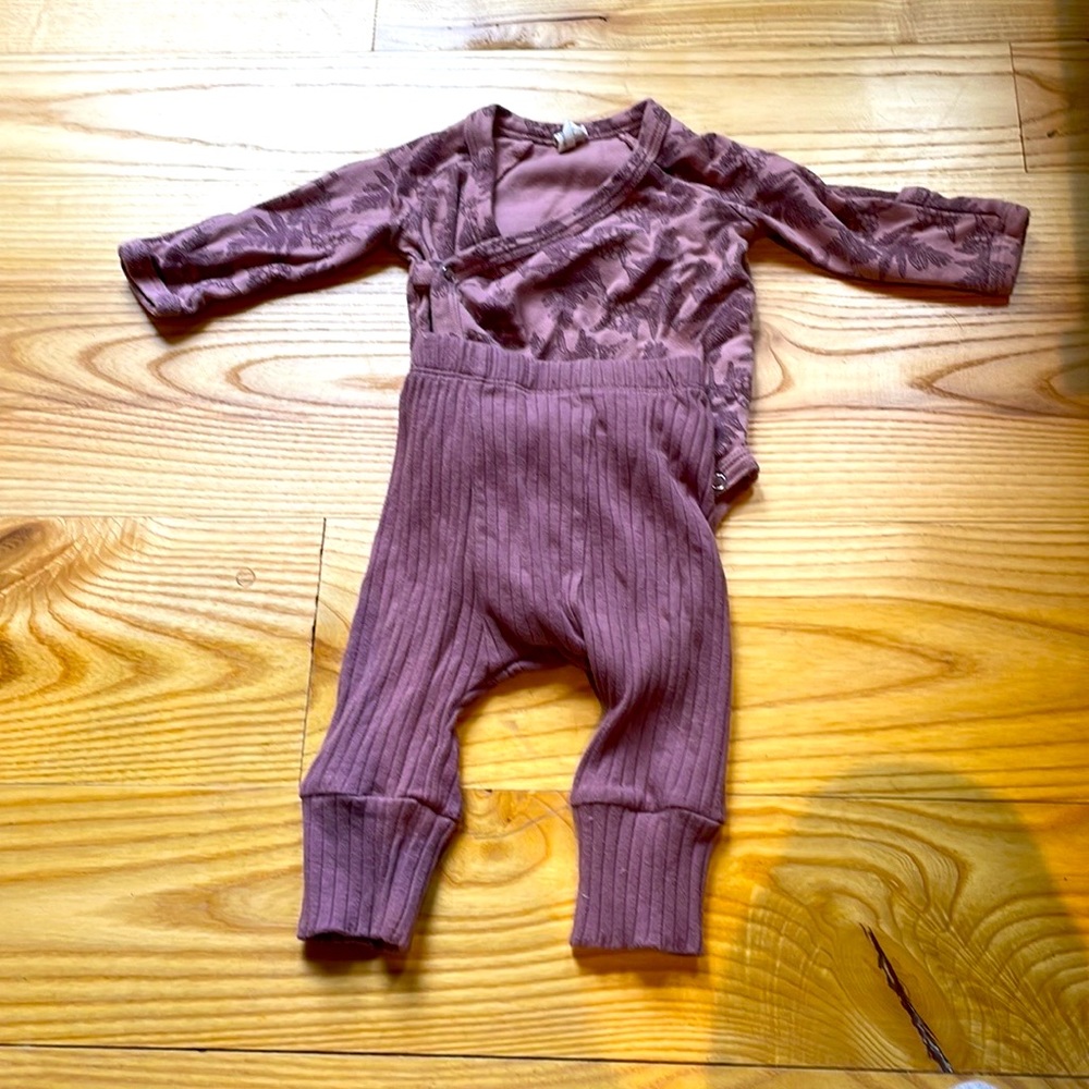 Kate Quinn Outfit